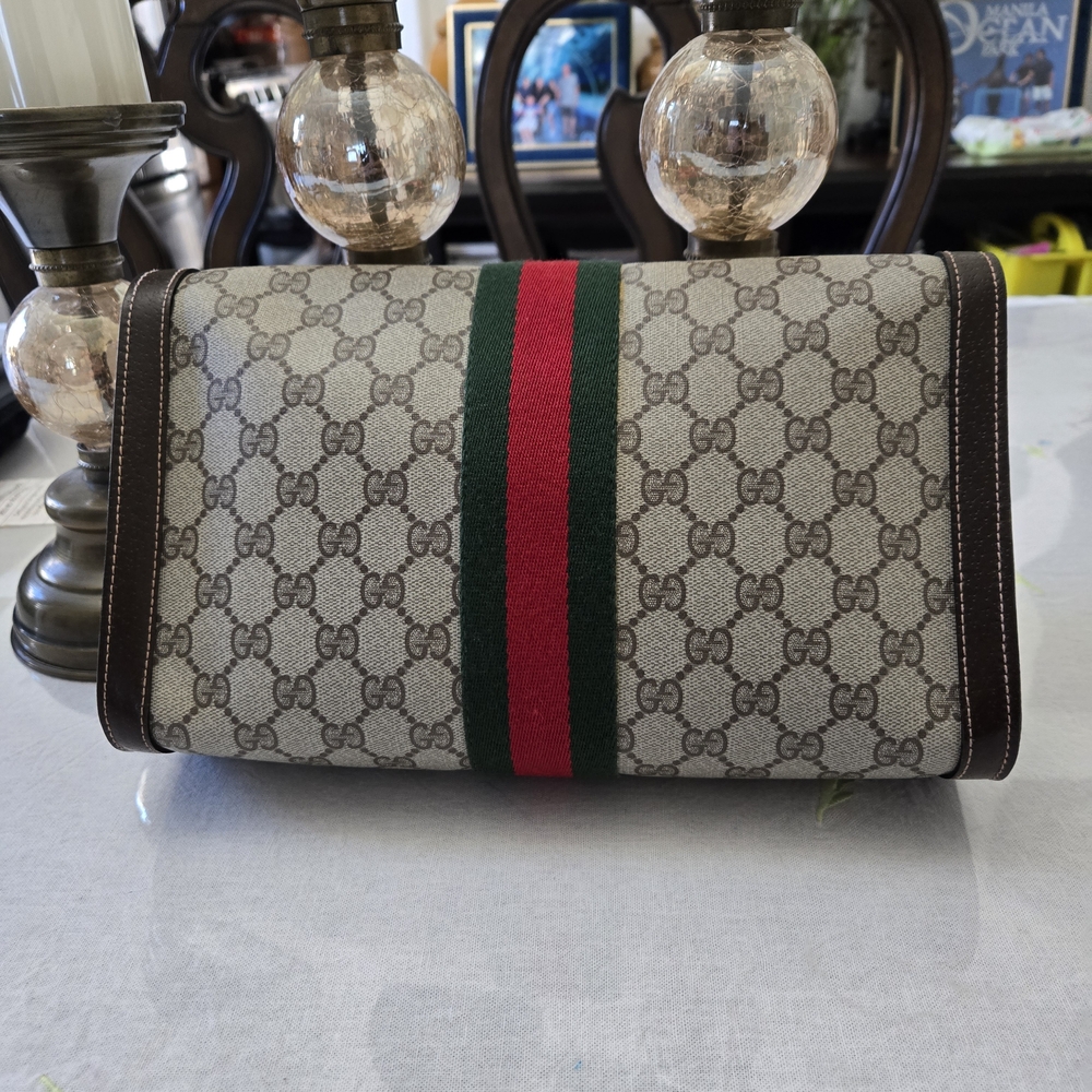 Gucci Beige and Brown Logo Clutch with Red and Green Stripe. - Picture 2 of 10